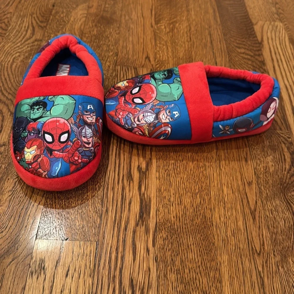Marvel Superhero Kids Slippers - Red and Blue Size 13/1